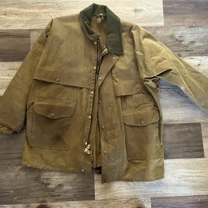 Filson Tin Cloth Packer Coat. Approximately 10 years old with very minimal use.